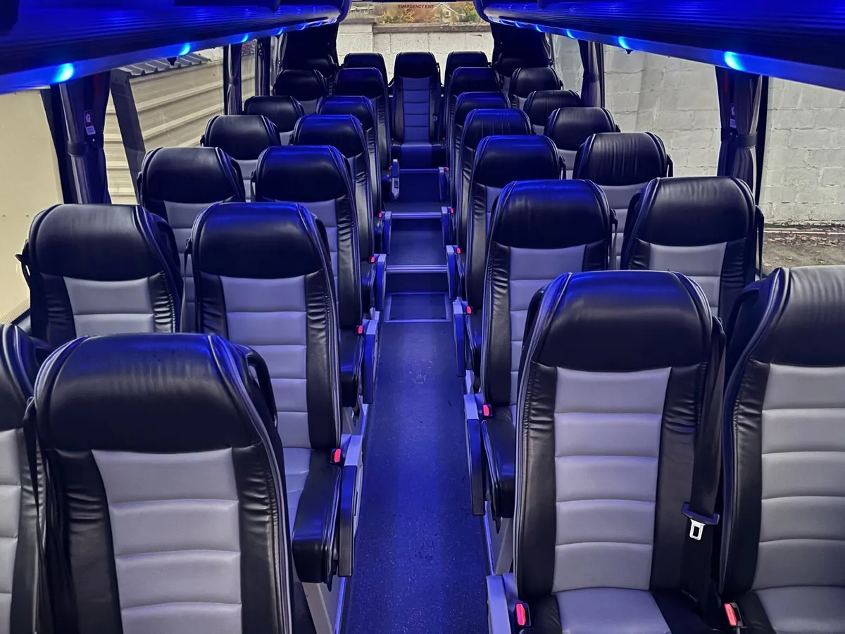 191 low KLM’s turas 30 seater - Image 4