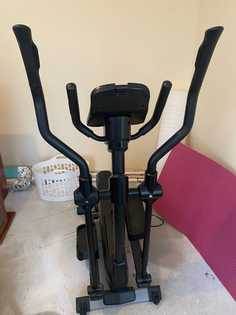 Cross trainer - Image 3