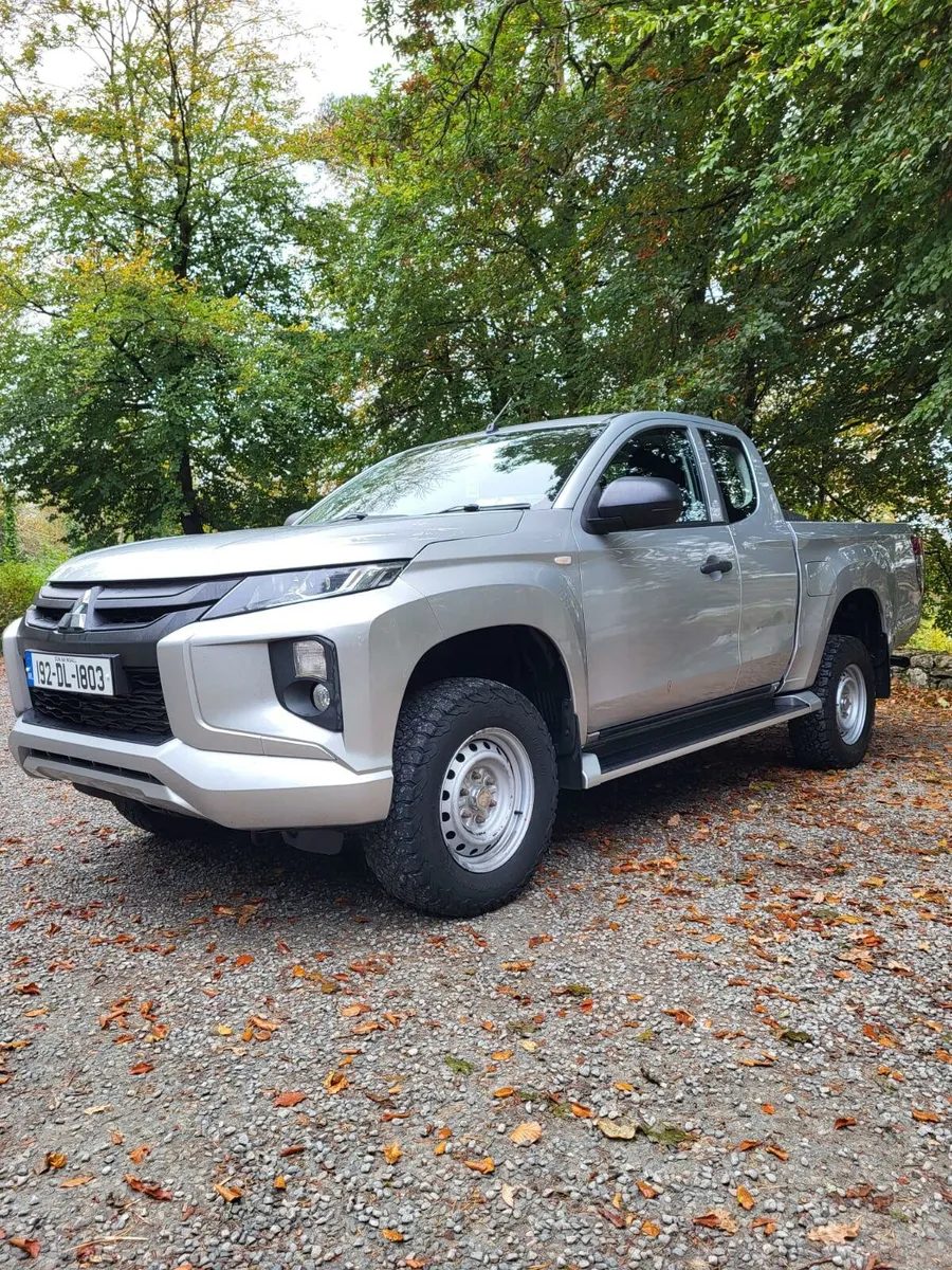 Mitsubishi L200 - Image 1