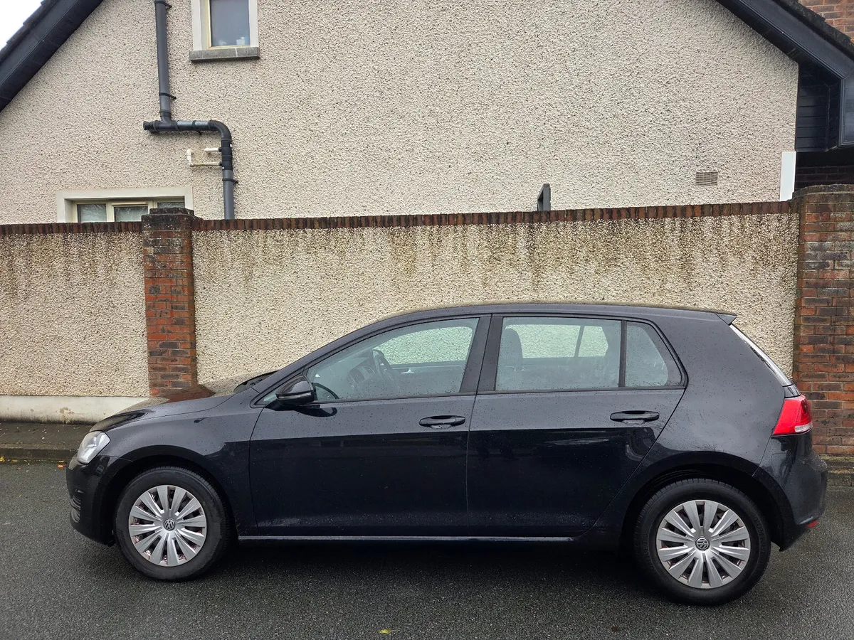 VW Golf 1.6d, lowest mileage, new nct - Image 4