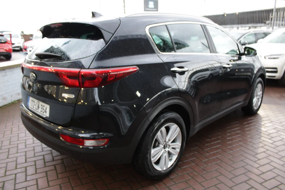1.7 CRDI SPORTAGE ED 2 115BHP 5DR ESTATE // VERY C - Image 4