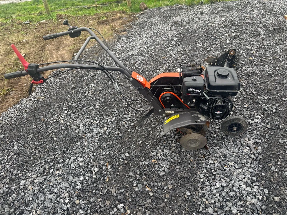 Husqvarna TF325 4T Tiller - Image 3