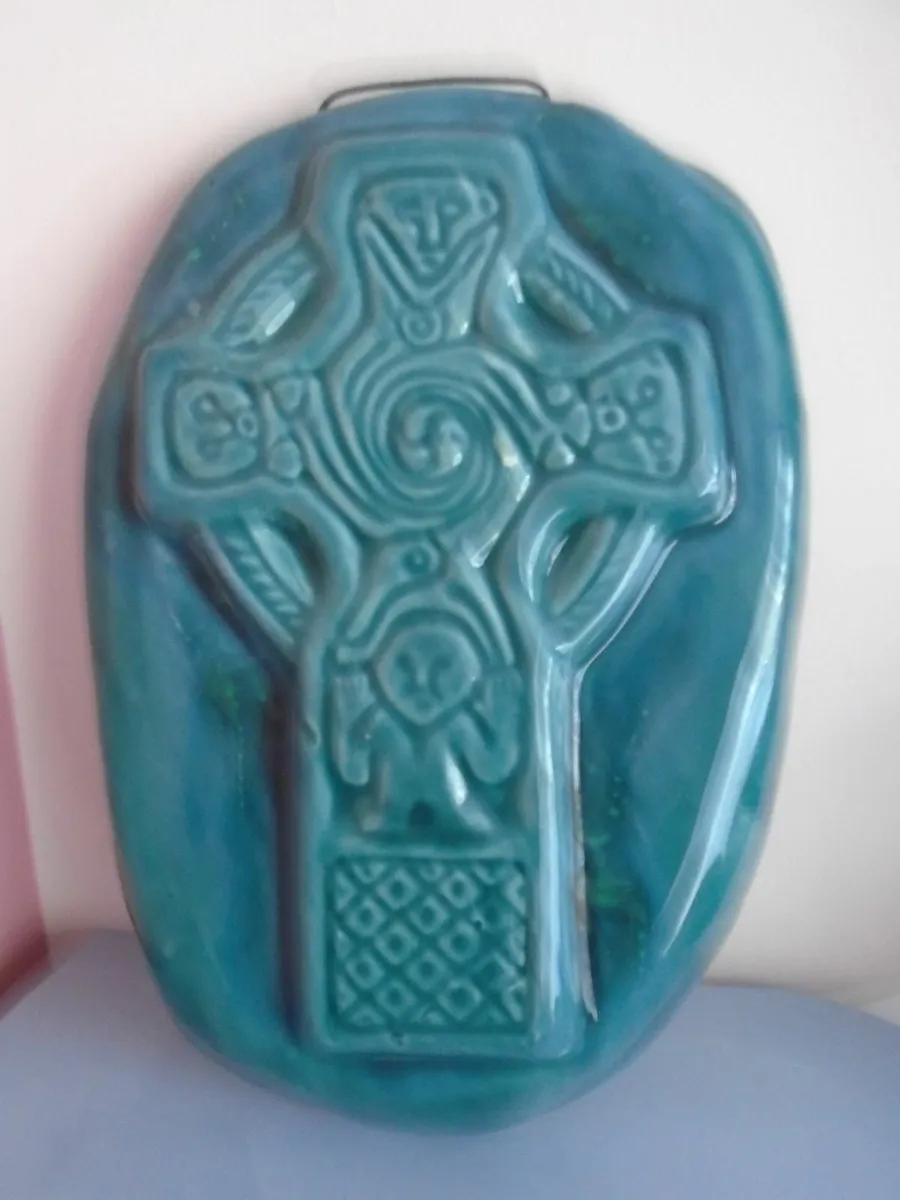 Gallen Cross, Pottery, Wall plaque,Home decor - Image 1