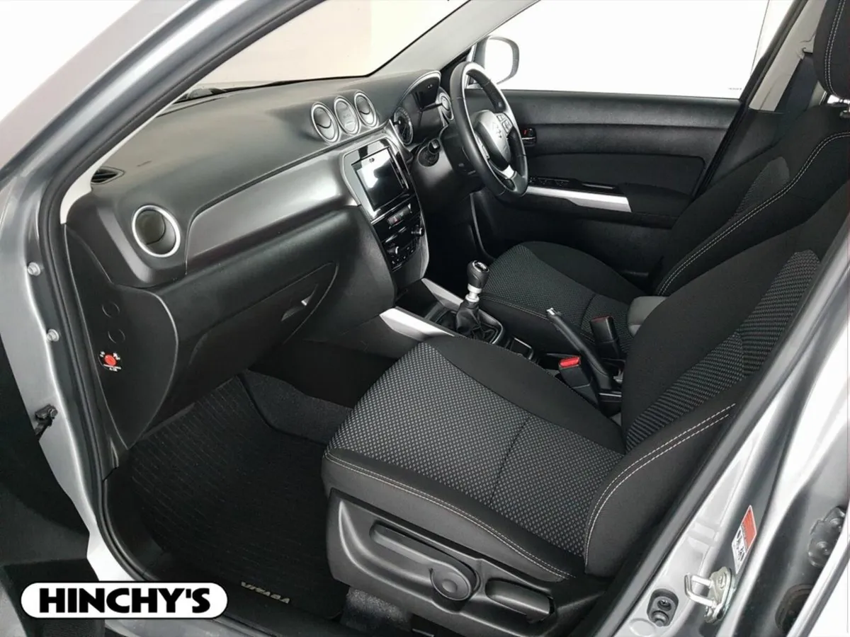 Suzuki Vitara 1.4 Hybrid SZ-T MT - Image 4