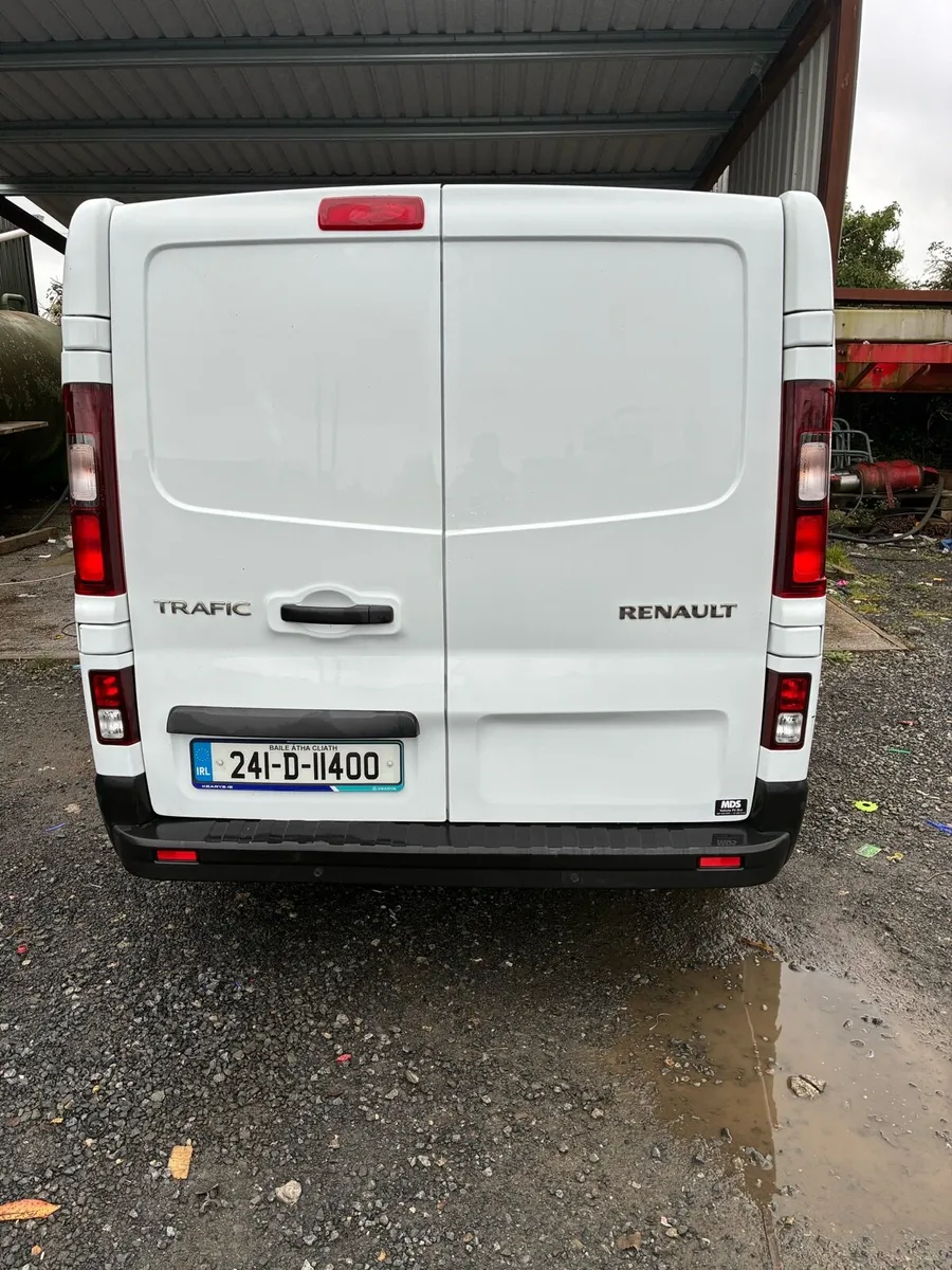Renault traffic - Image 4