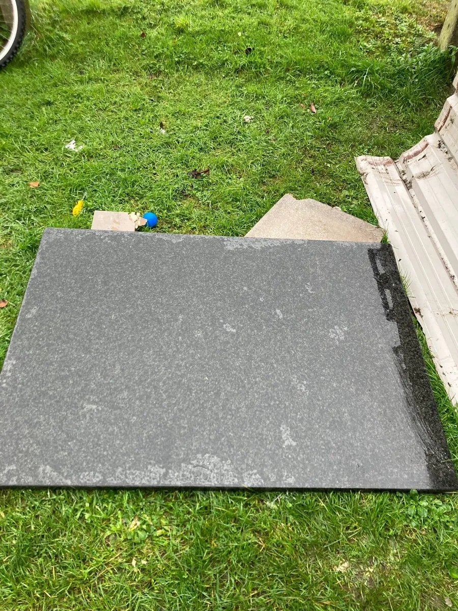 Black marble - Image 2