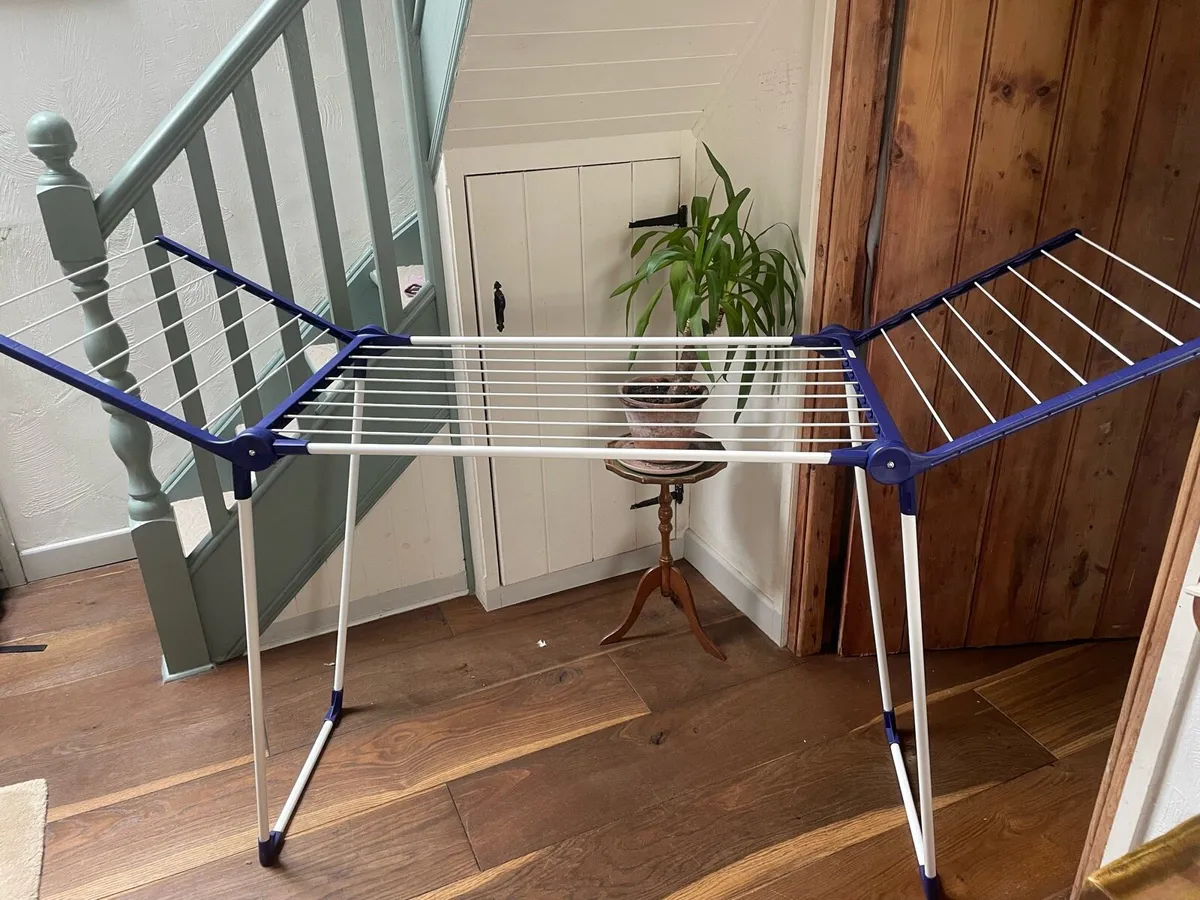 Clothes Line - Image 1