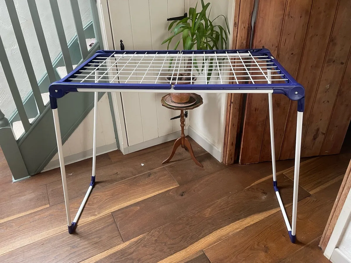 Clothes Line - Image 2