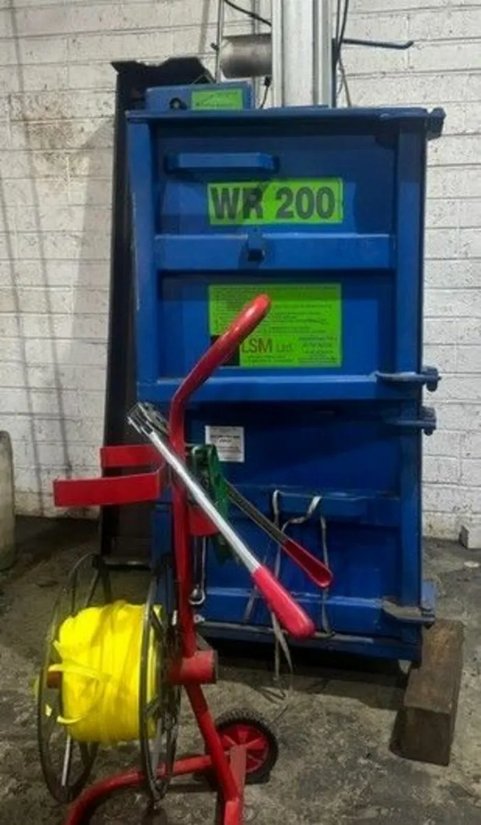 Carboard Compactor & Box Wrapper