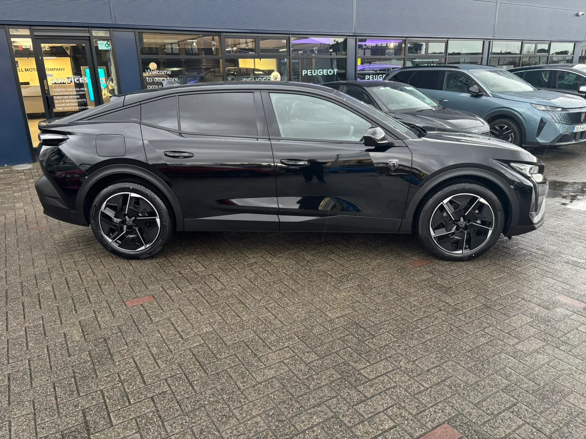 2026 Peugeot 408 GT Hybrid - Image 3