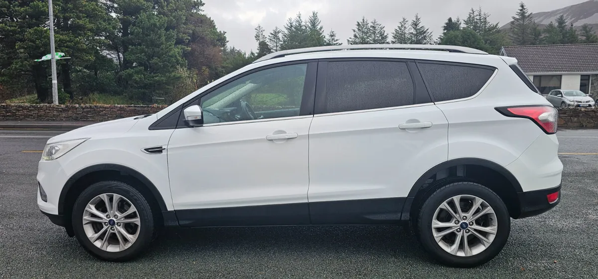 Ford Kuga 1.5TDCi Titanium 2019 - Image 3