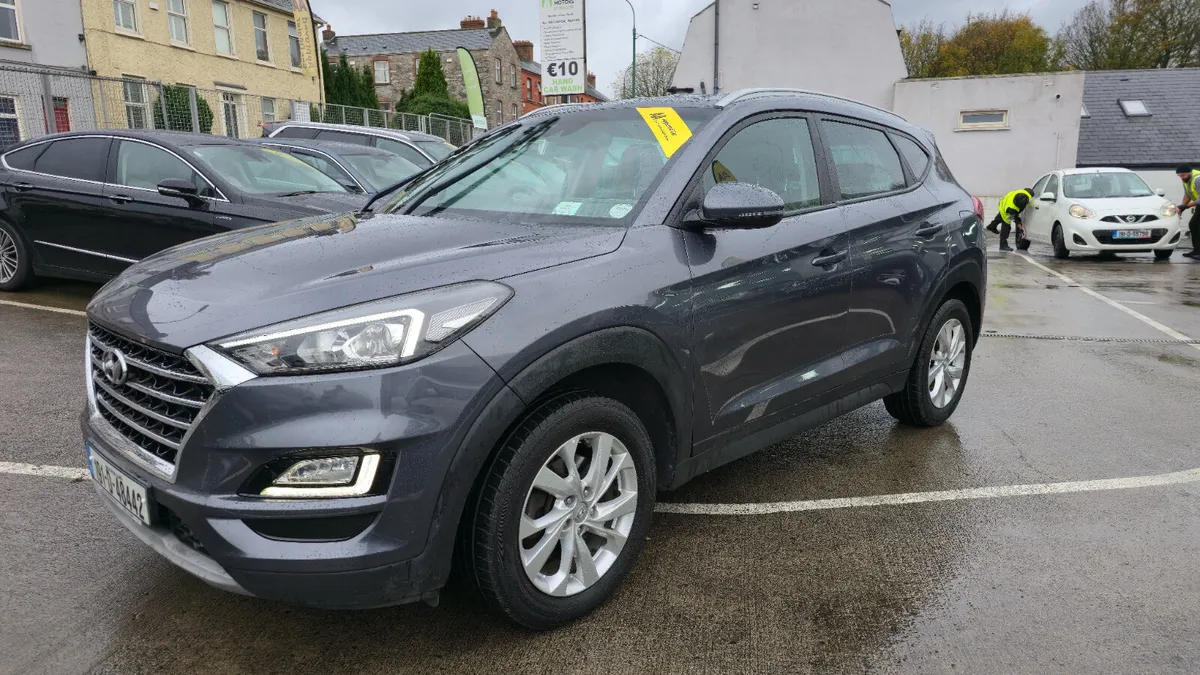 Hyundai Tucson AUTOMATIC 1 YESR WARRANTY - Image 4