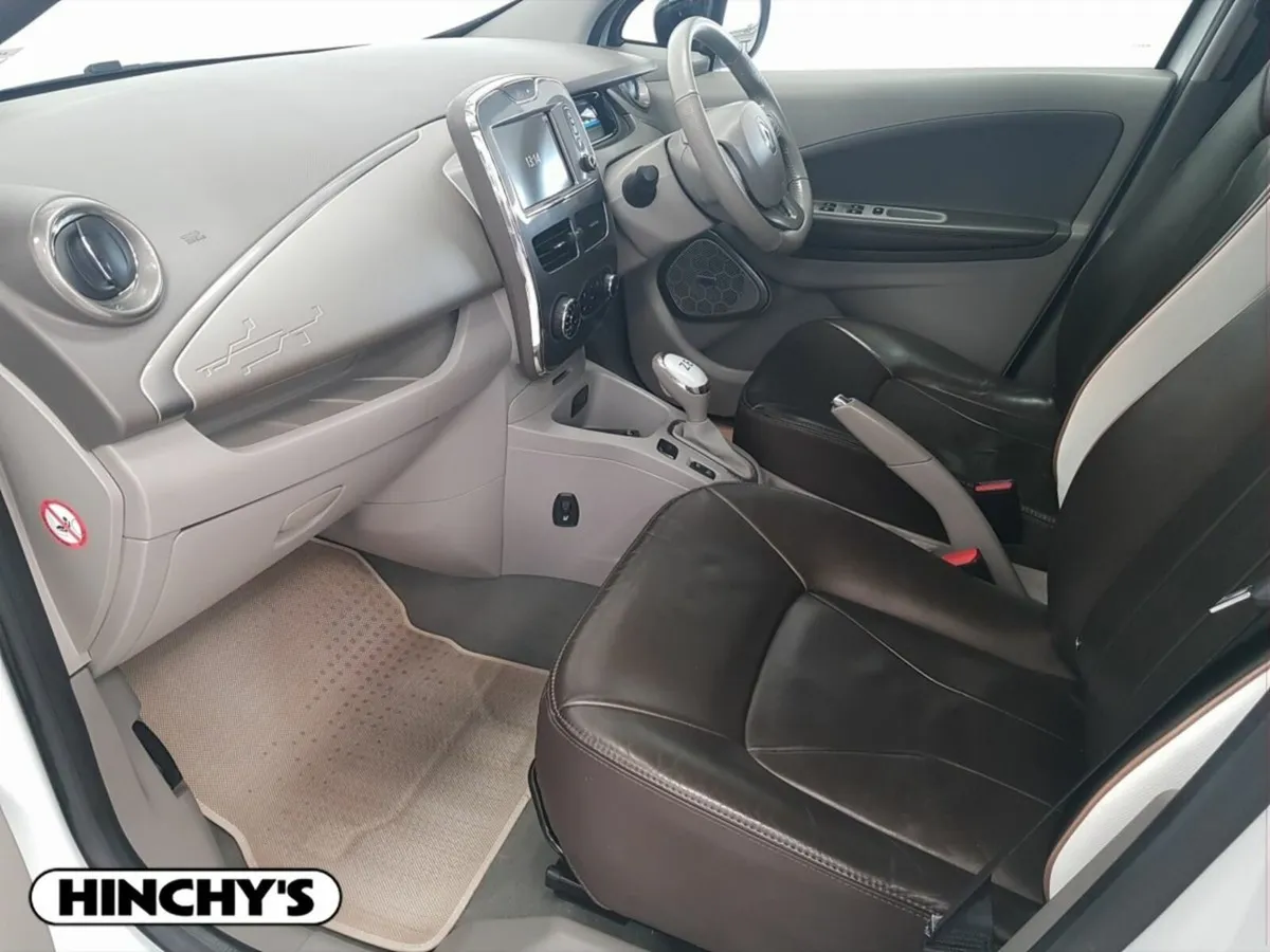 Renault Zoe R110 Z.E. 40 SIGNATURE NAV - Image 4