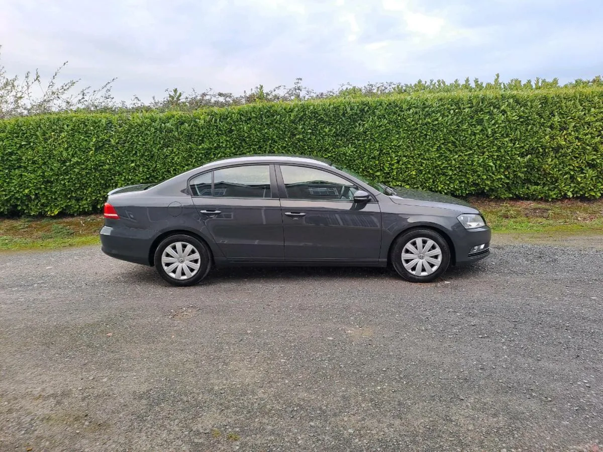 Vw Passat 2.0 TDI 6 Speed - Image 3