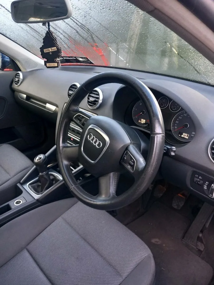 Audi A3 Sportback 2011 - Image 3