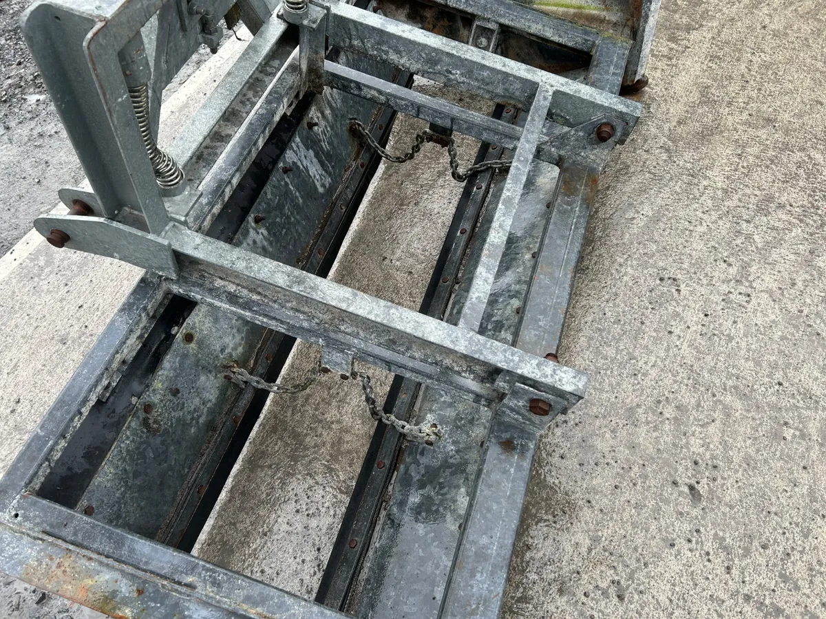 2019 Storth MS650 Galvanised Yard Scraper - Image 4