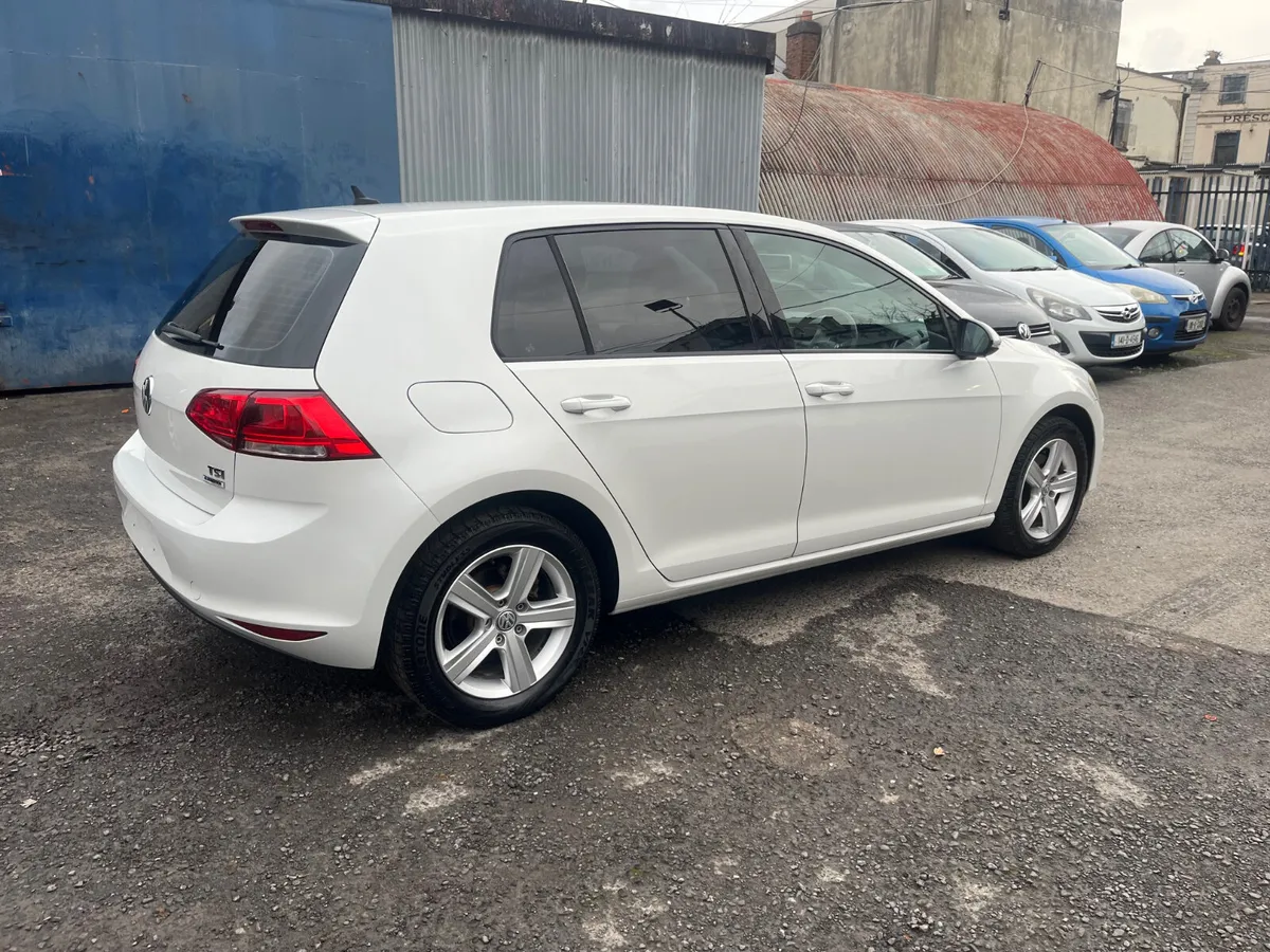 2015 VOLKSWAGEN GOLF, COMFORTLINE - Image 3