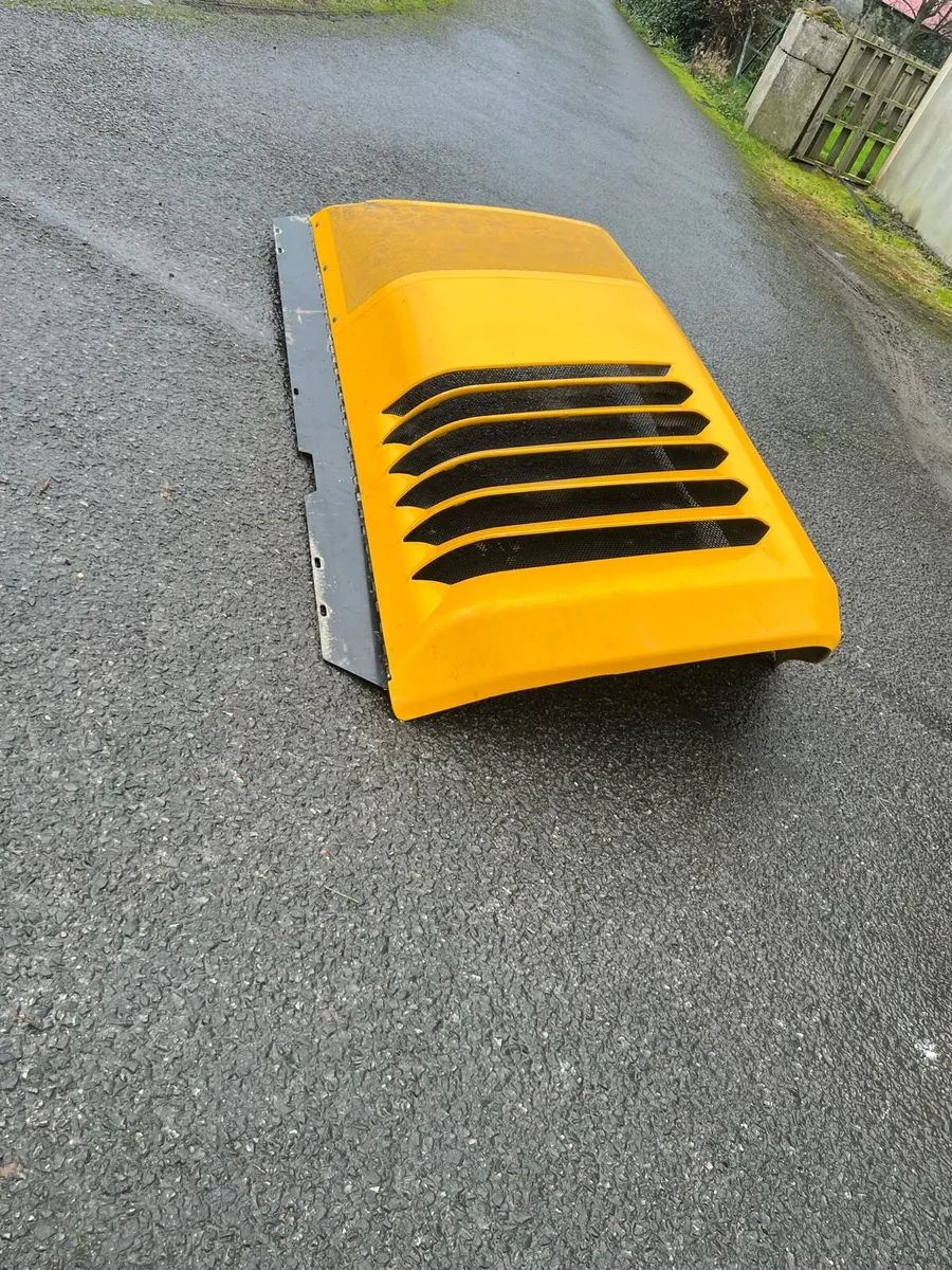 2021 jcb teleporter engine cover - Image 2
