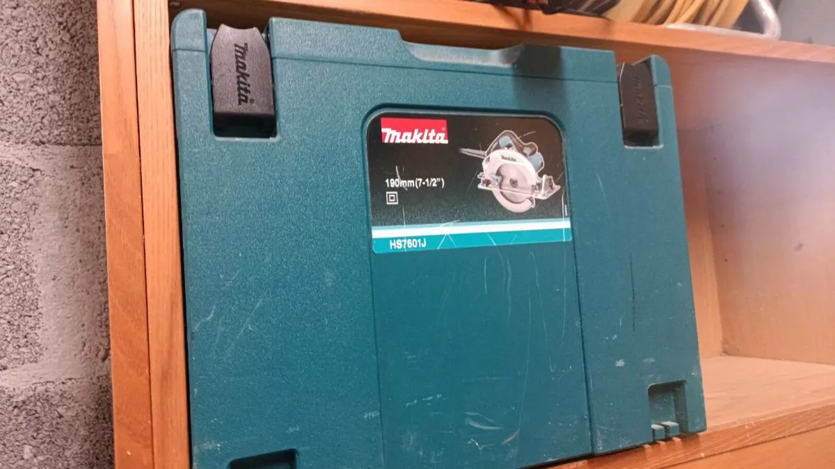 Makita skillsaw 110v - Image 1