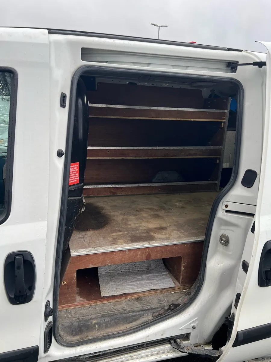 Opel Combo 2nd owner - Image 3