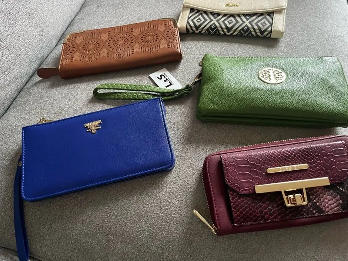 Ladies Purses - Image 1