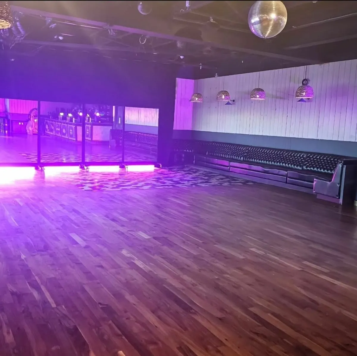 Portable Studio Mirrors - Image 3