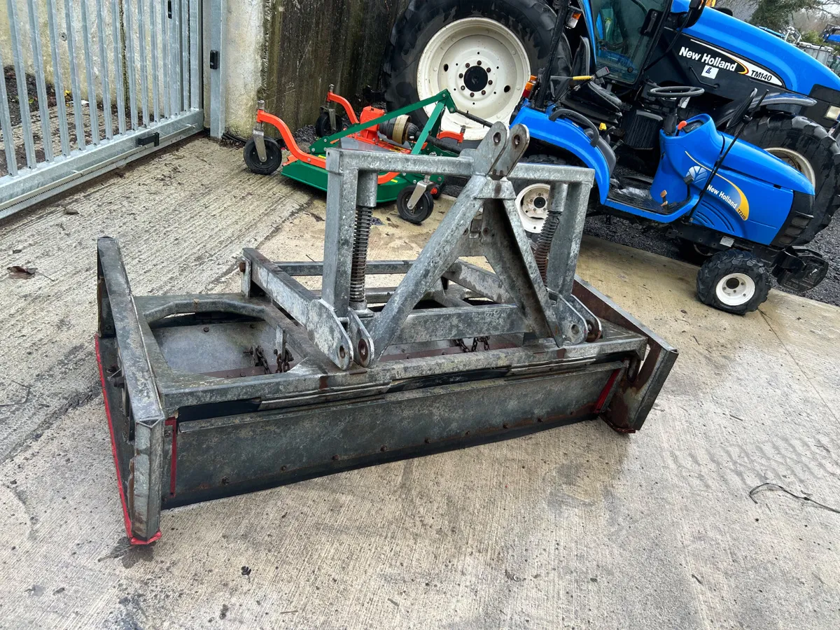 2016 Storth Galvanised Yard Scraper - Image 1