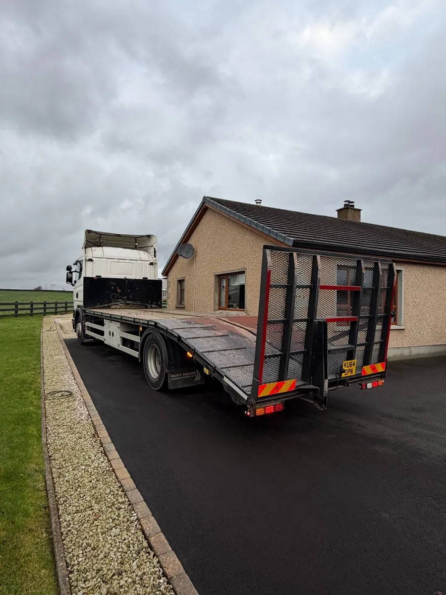 Scania G280 beavertail plant lorry - Image 3