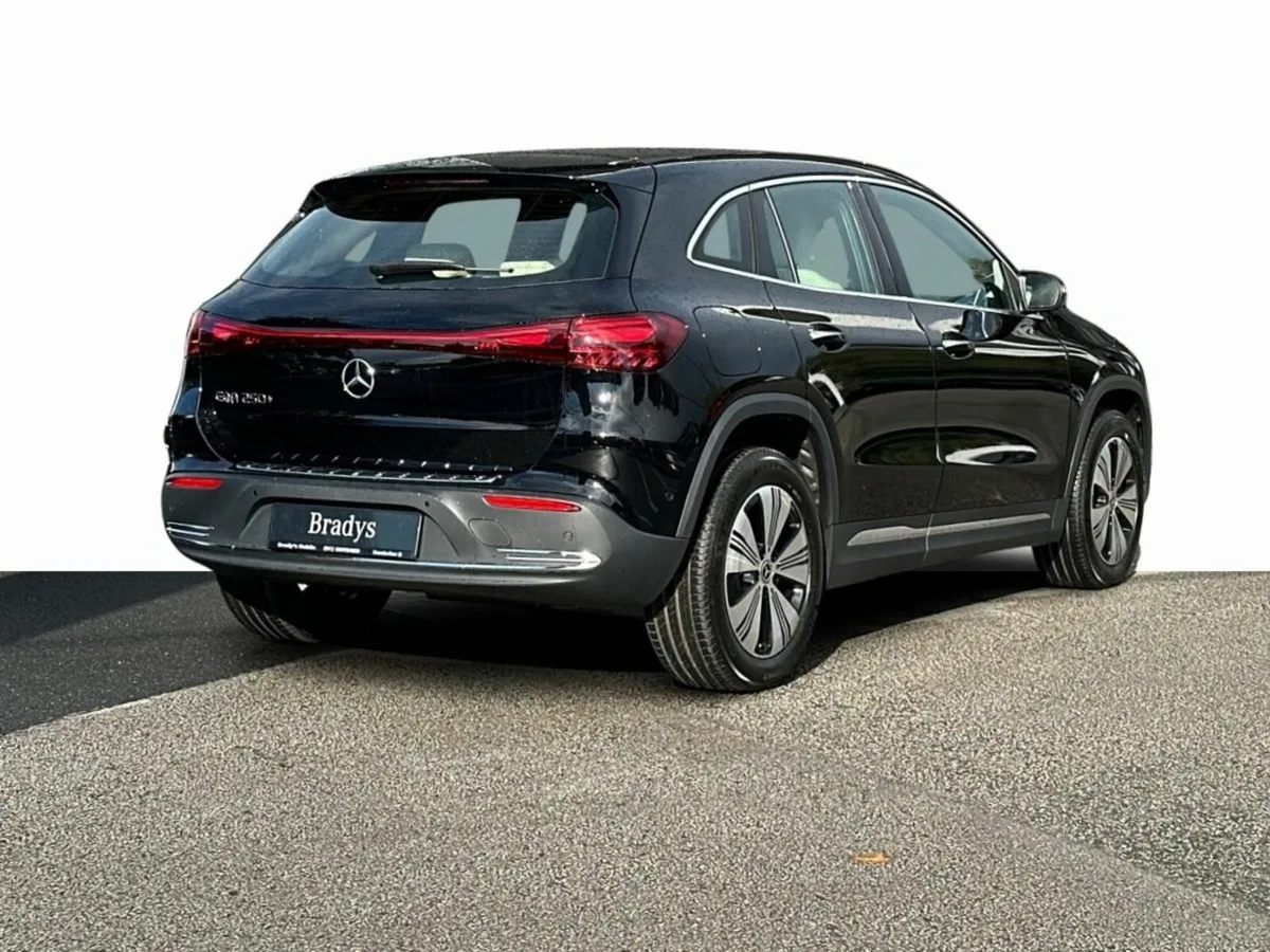 Mercedes-Benz EQA EQA 250+ Up to 560 km Range--Pro - Image 3