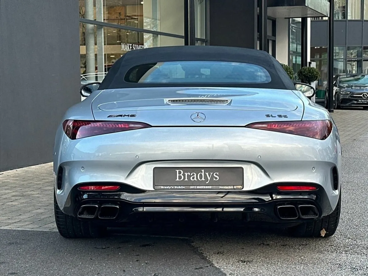 Mercedes-Benz SL-Class AMG SL55 V8 Bi-Turbo 4Matic - Image 4