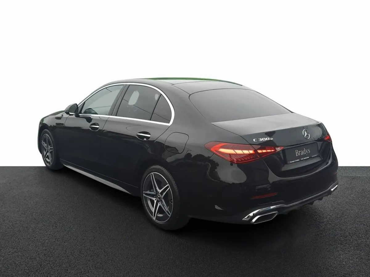 Mercedes-Benz C-Class C300e AMG Line Premium--Pano - Image 4