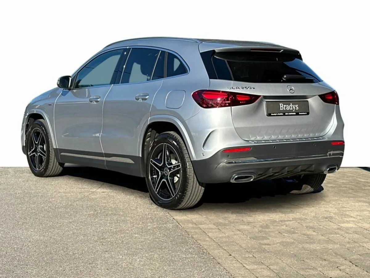 Mercedes-Benz GLA GLA 250e AMG--Plug In Hybrid--65 - Image 4