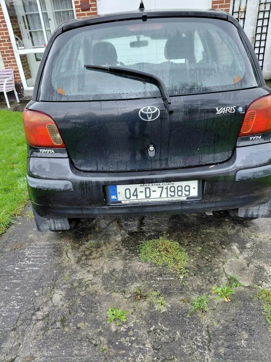 Toyota Yaris 2004 5 DR Hatchback 1.0 litre - Image 4