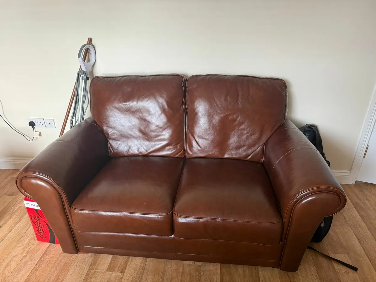 3&2 seater - Image 1