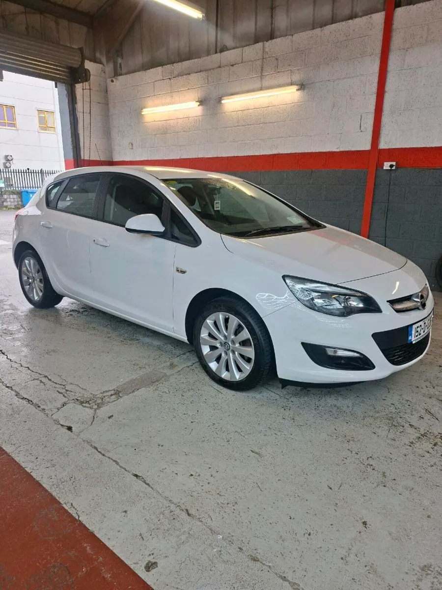 Opel astra 1.6 diesel 2015 - Image 1