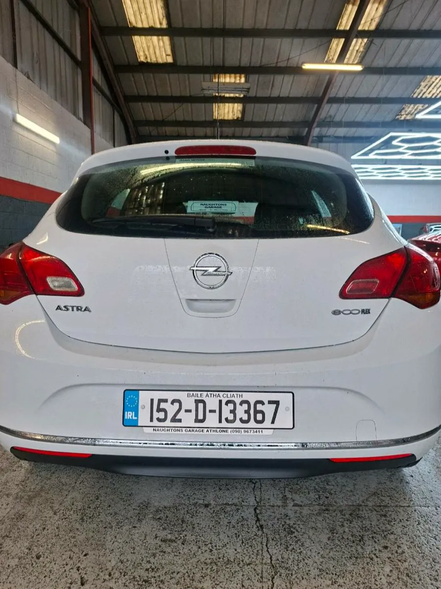 Opel astra 1.6 diesel 2015 - Image 4