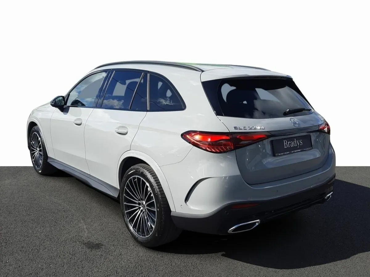 Mercedes-Benz GLC 220d 4Matic AMG Line Plus--Night - Image 4