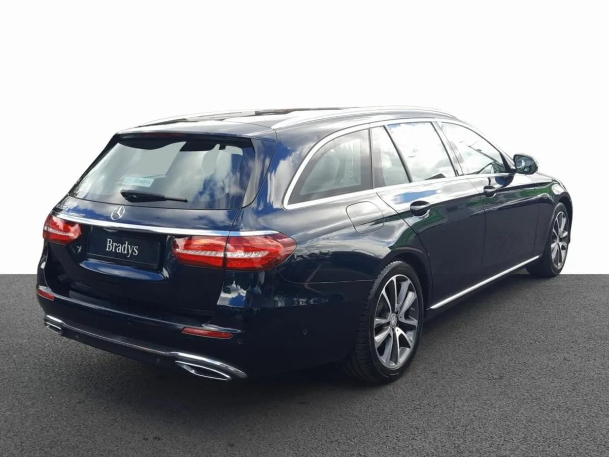 Mercedes-Benz E-Class E220d Avantgarde Estate--7 S - Image 4