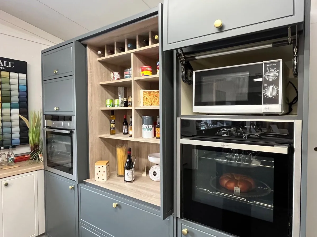 Painted Kitchen - Image 3