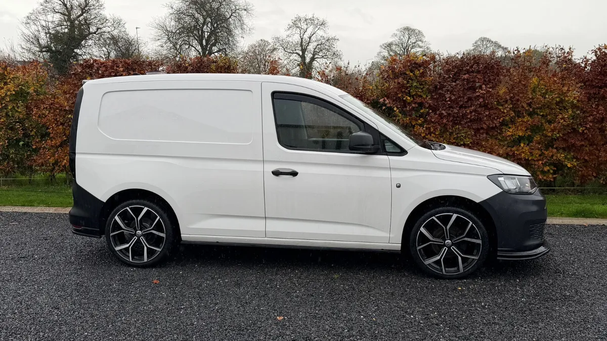 2021 Volkswagen Caddy 2.0 Tdi Cargo Commerce160Bhp - Image 3