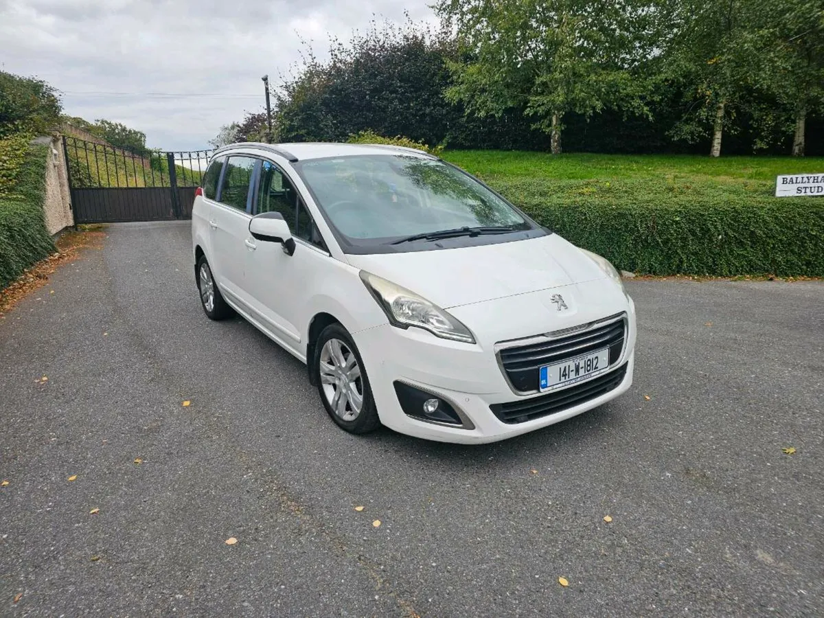141 Peugeot 5008, 7 Seater, €3150 - Image 2