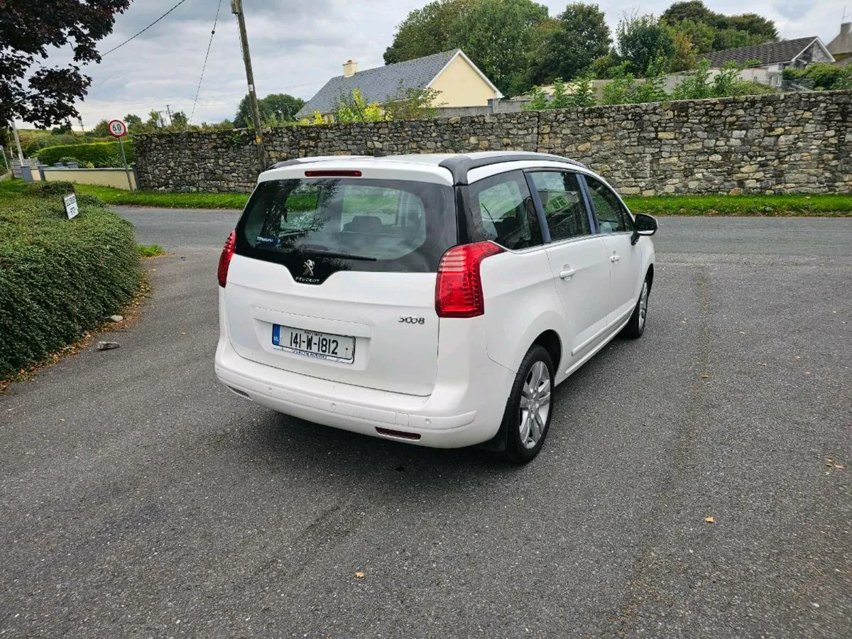 141 Peugeot 5008, 7 Seater, €3150 - Image 3