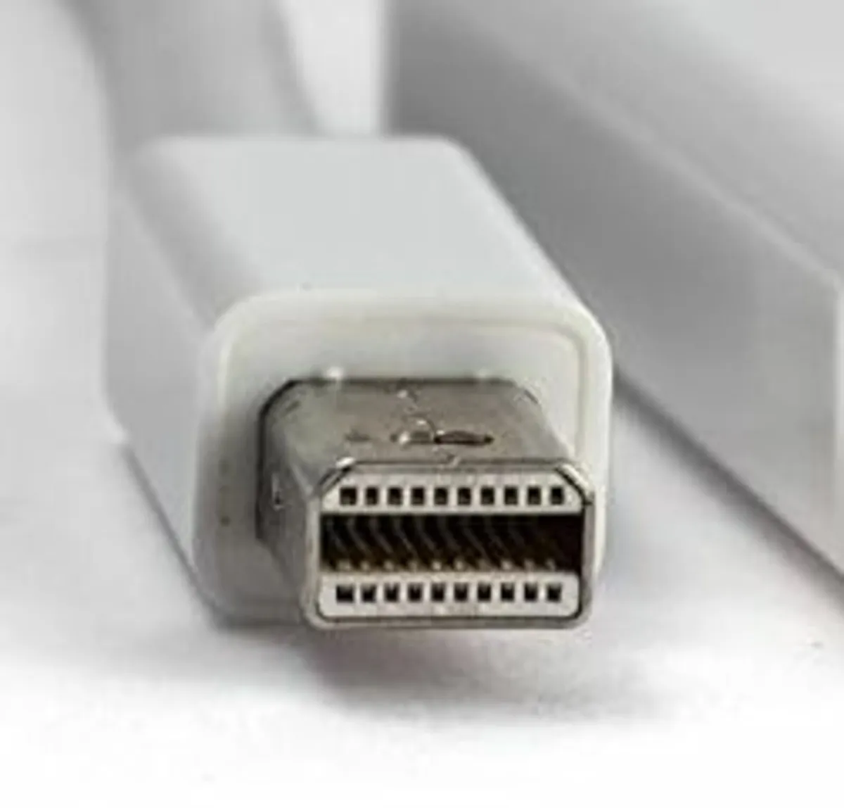 Official Apple Adapter VGA to Mini DisplayPort - Image 4