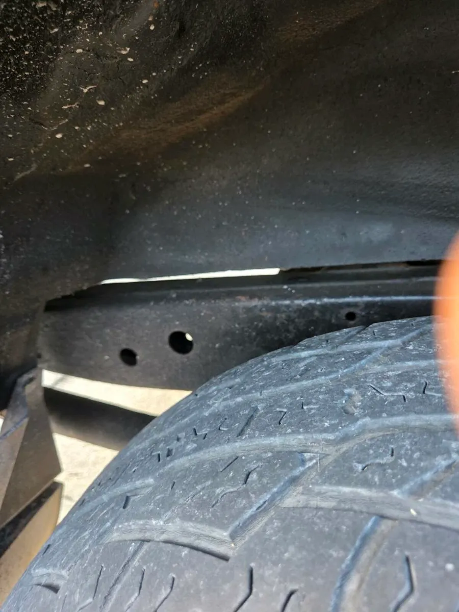 Toyota landcruiser - Image 2