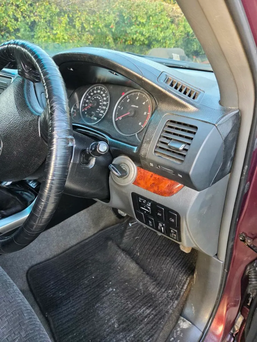 Toyota landcruiser - Image 3