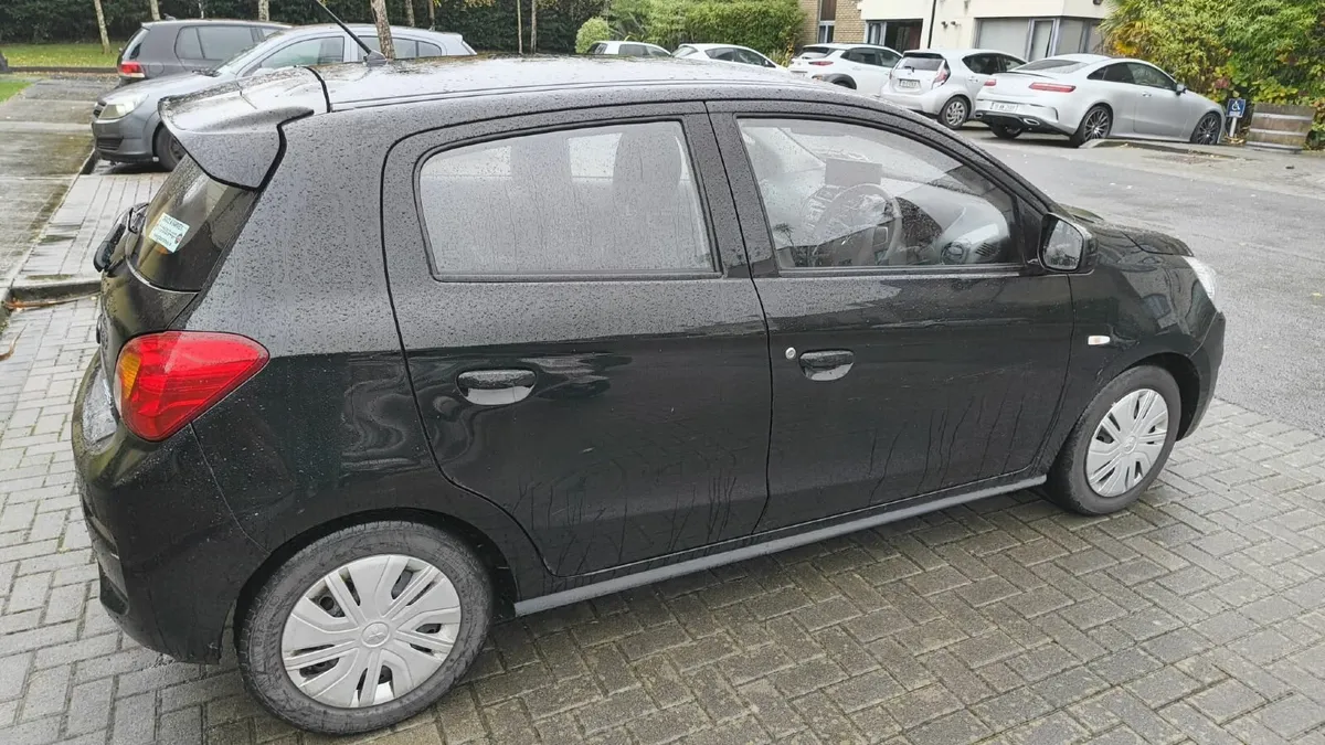 Mitsubishi Space Star 2019 - Image 2