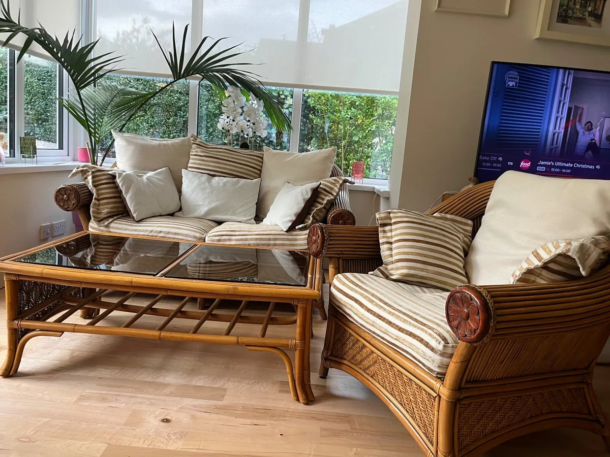 Rattan suite - Image 2