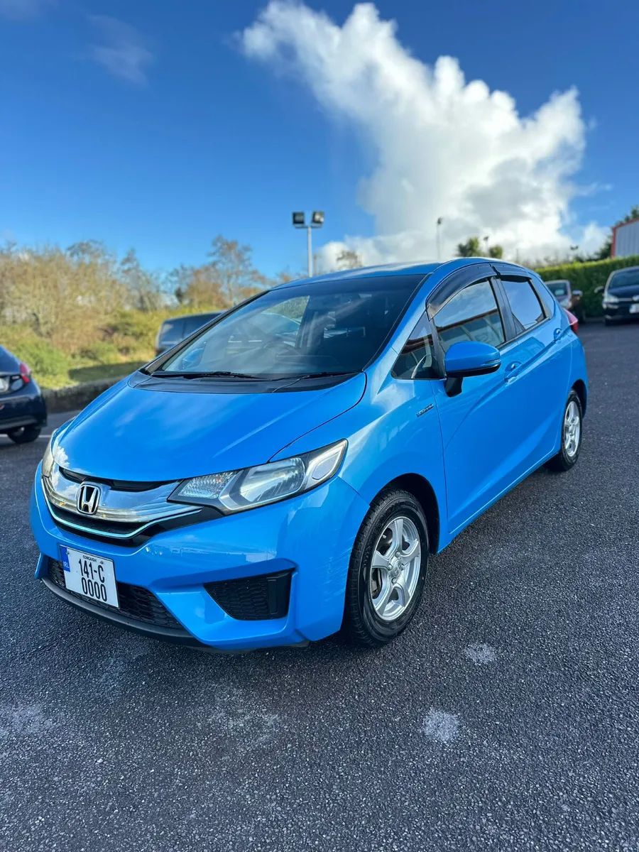 2014 Honda Fit Hybrid - Image 1