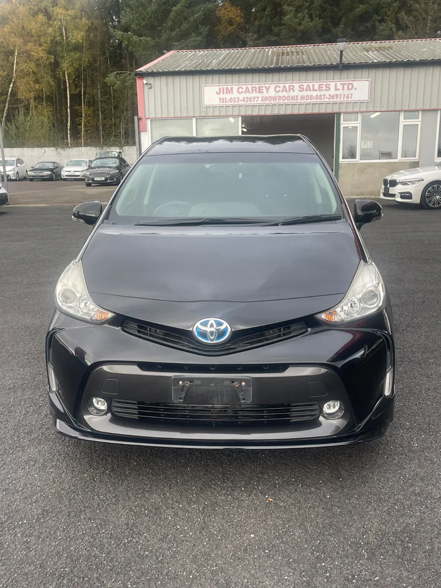 2015-1 Toyota Prius Alpha 7 Seater - Image 2