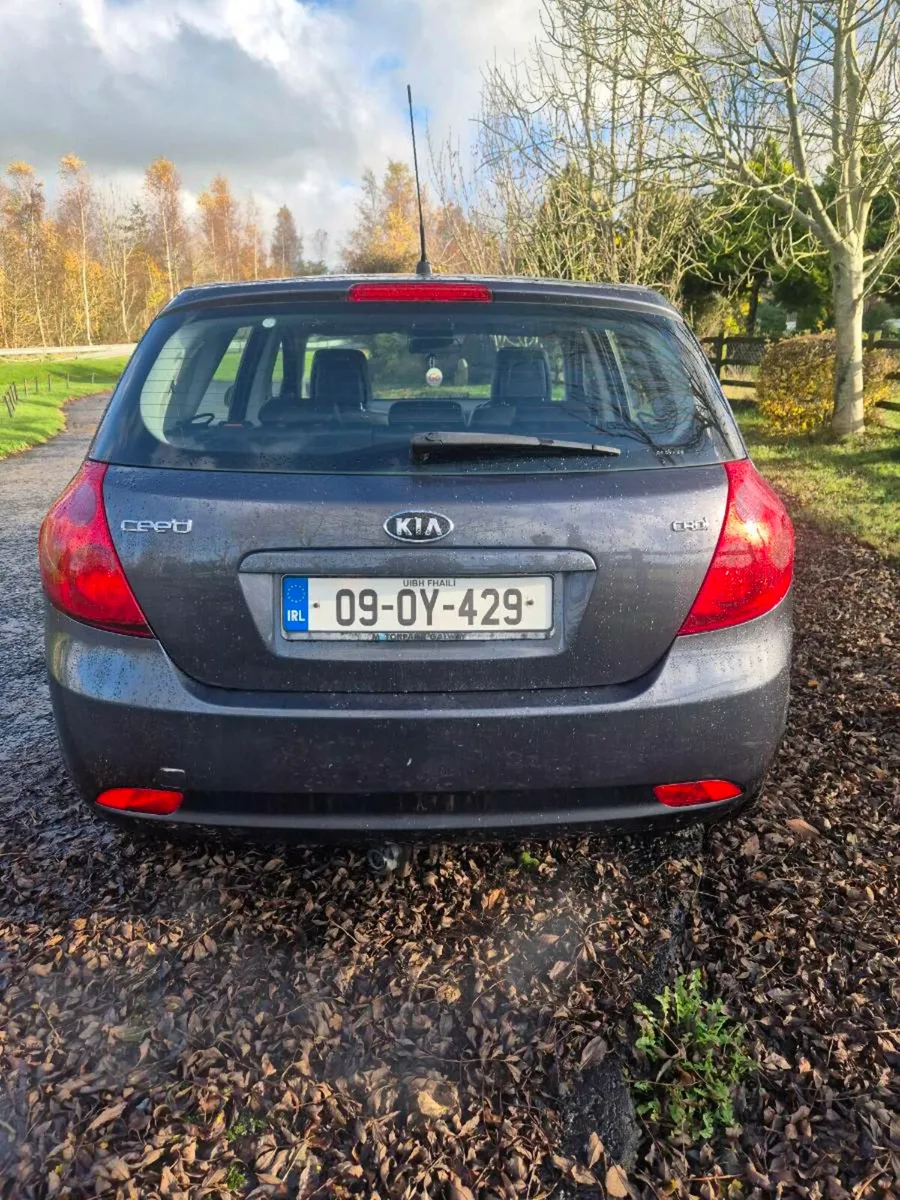 Automatic kia ceed 1.6 diesel - Image 2